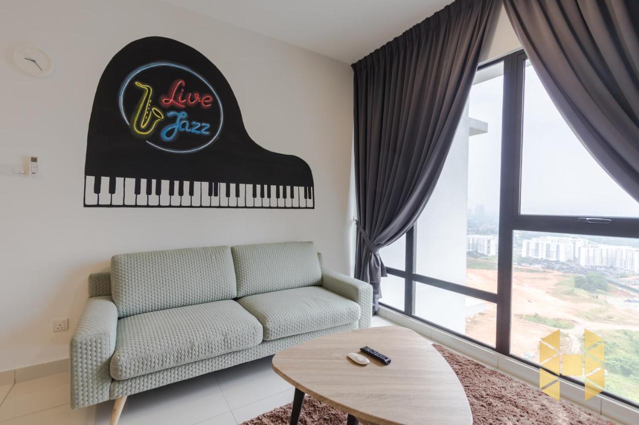 Holi Southkey Art Suite Johor Bahru Exterior foto