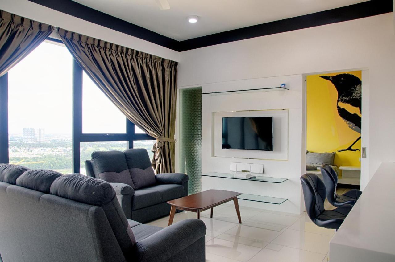 Holi Southkey Art Suite Johor Bahru Zimmer foto